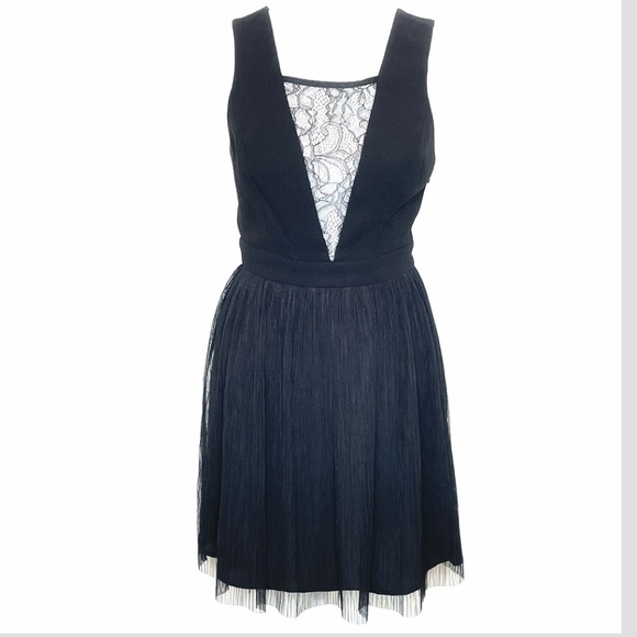 BCBGeneration Mini Dress Chiffon Skirt Lace Insert Front V Sleeveless Black - Picture 2 of 11